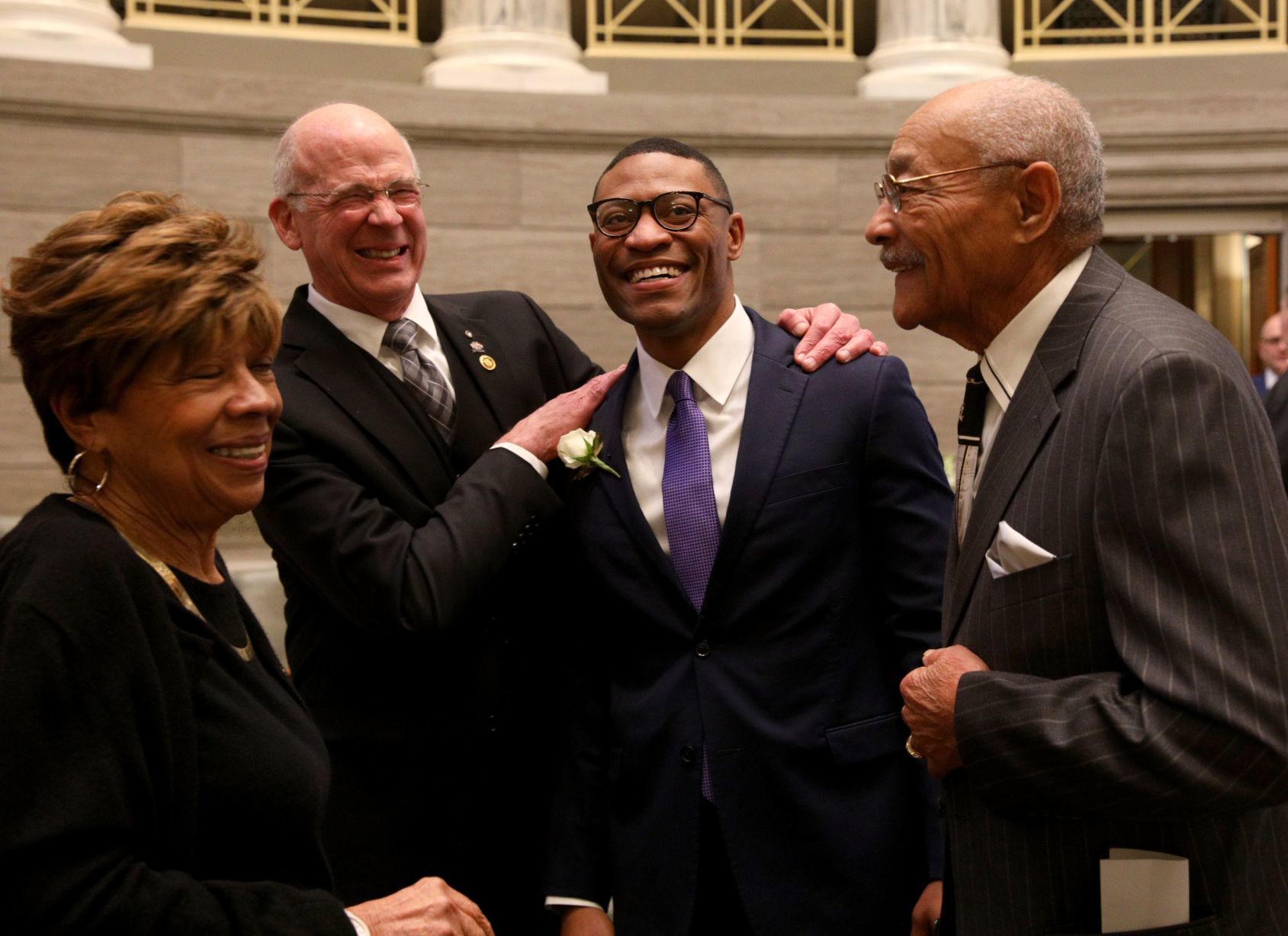 Missouri's 100th session convenes